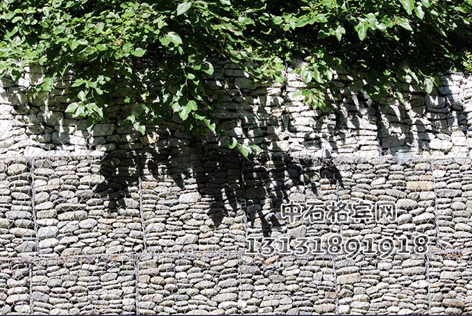 護(hù)坡格賓石籠價(jià)格咨詢13131891918