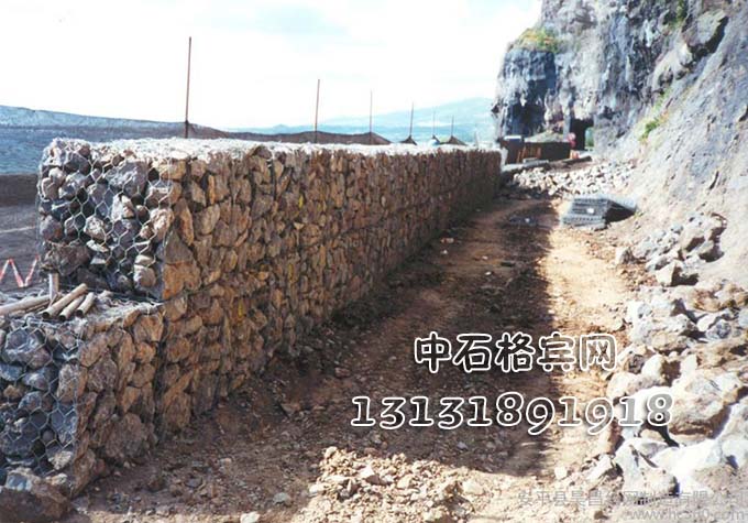 格賓網(wǎng)護(hù)岸價格、規(guī)格施工13131891918