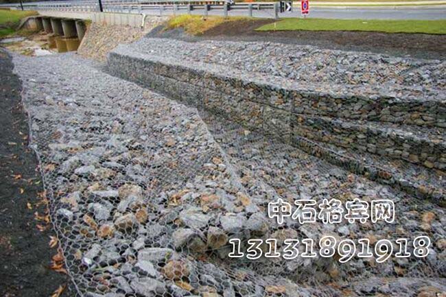 護(hù)坡格賓石籠